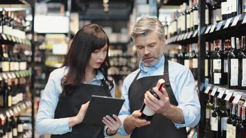 Trauben in Hülle und Fülle: Navigieren durch die riesigen Jahrgänge des Bacchus Bazaar Wine Emporium