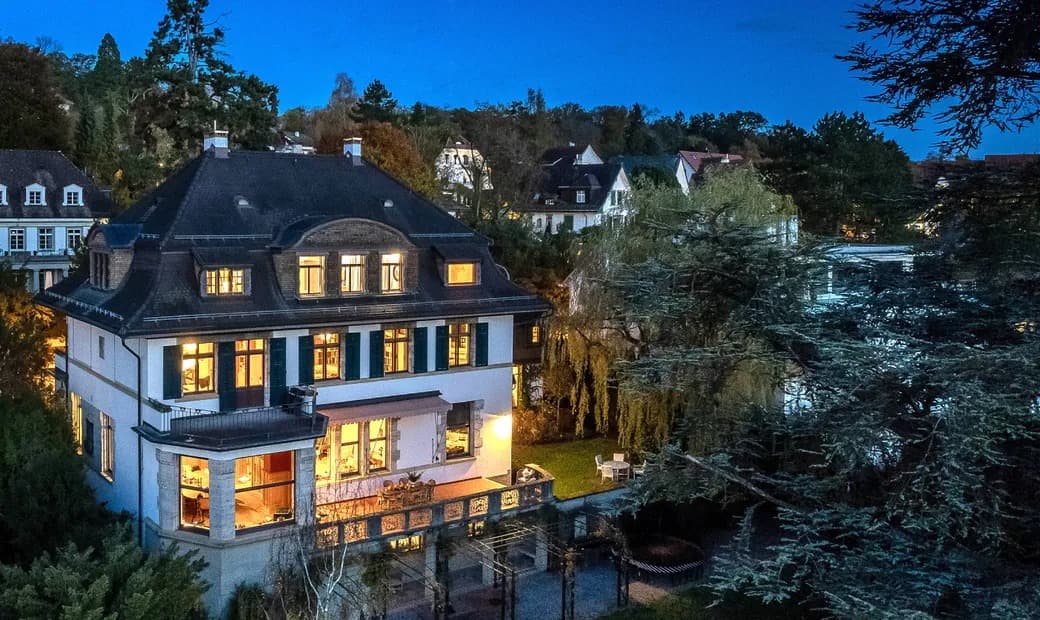 Haus verkaufen mit Makler Zürich: Expertise zahlt sich aus