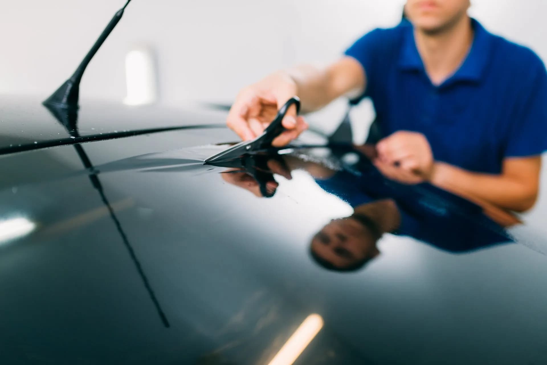 Was ist beim Tönen von Autoscheiben zu beachten?