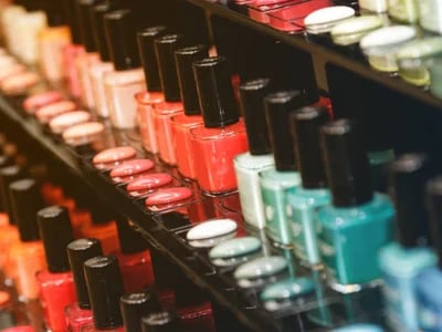 Den richtigen Nagellack finden