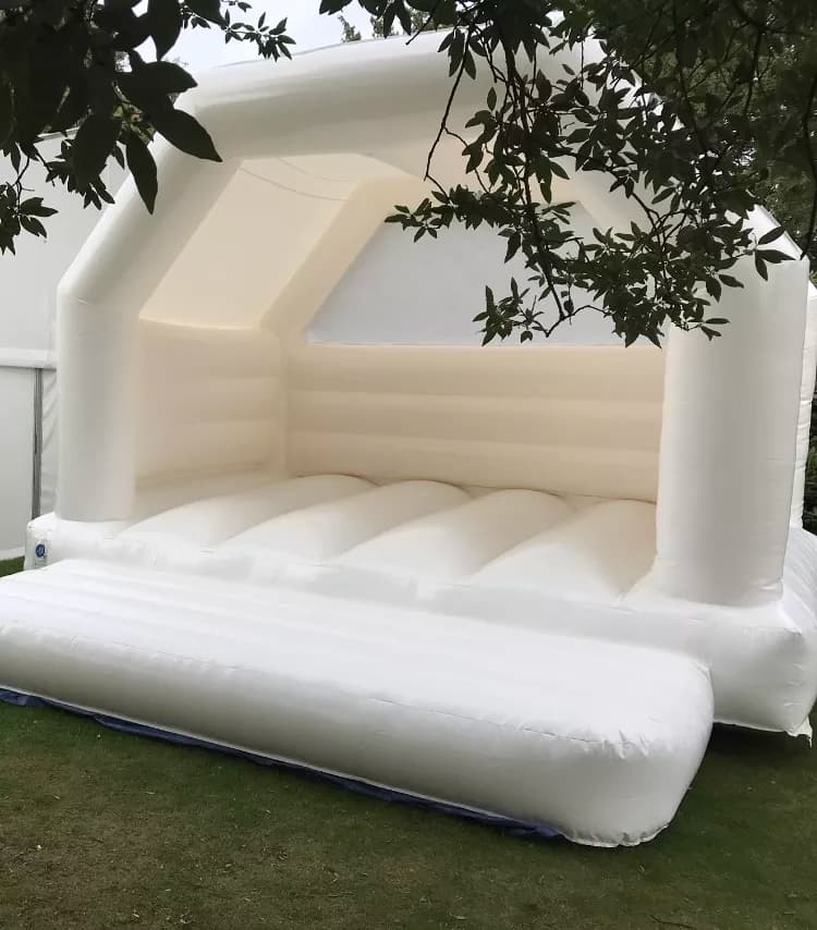 Herzlich willkommen bei EventModuleWelt: Ihre erste Anlaufstelle für spektakuläre Eventunterhaltung!