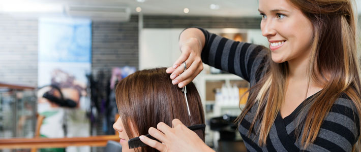 Friseurlehre und Erlangung des nationalen Berufsabschlusszeugnisses