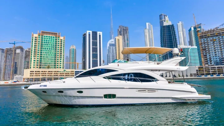 Yachtcharter – So genießen Sie einen Yachturlaub mit Familie oder Freunden