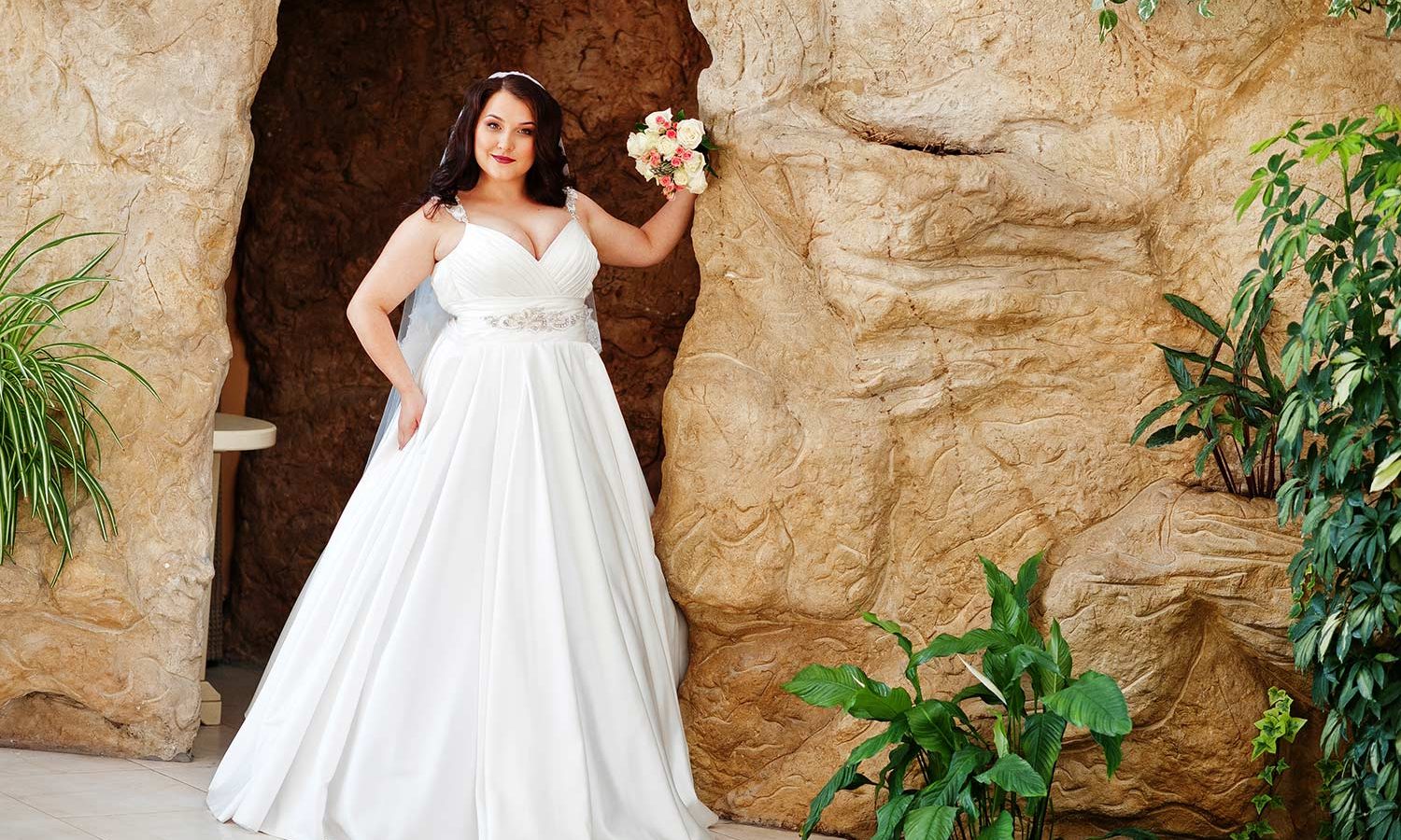 Ein Hochzeitskleid mieten: So erhalten Sie das Kleid Ihrer Träume, ohne dafür Geld auszugeben