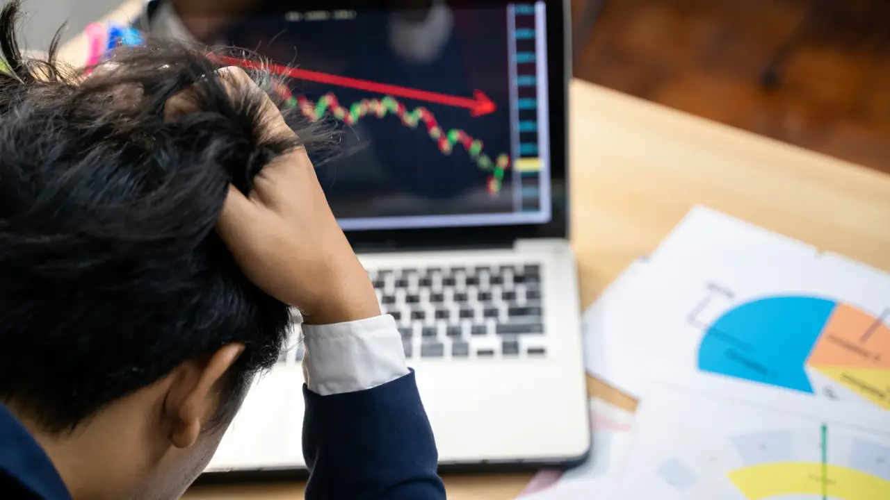 Aktienverluste steuerlich geltend machen mit ETFs: Strategien für Anleger