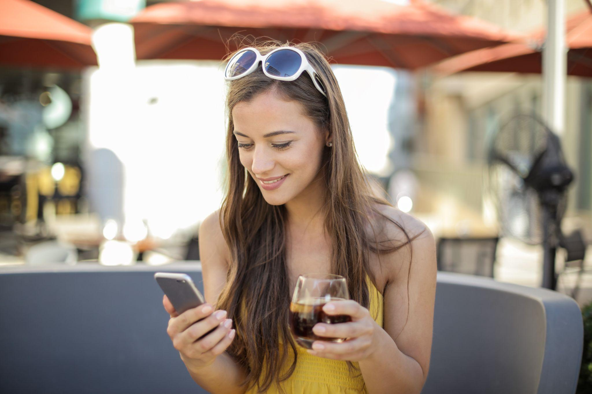 Famium präsentiert eine bahnbrechende Neuheit: Den innovativen anonymen Instagram Story Viewer