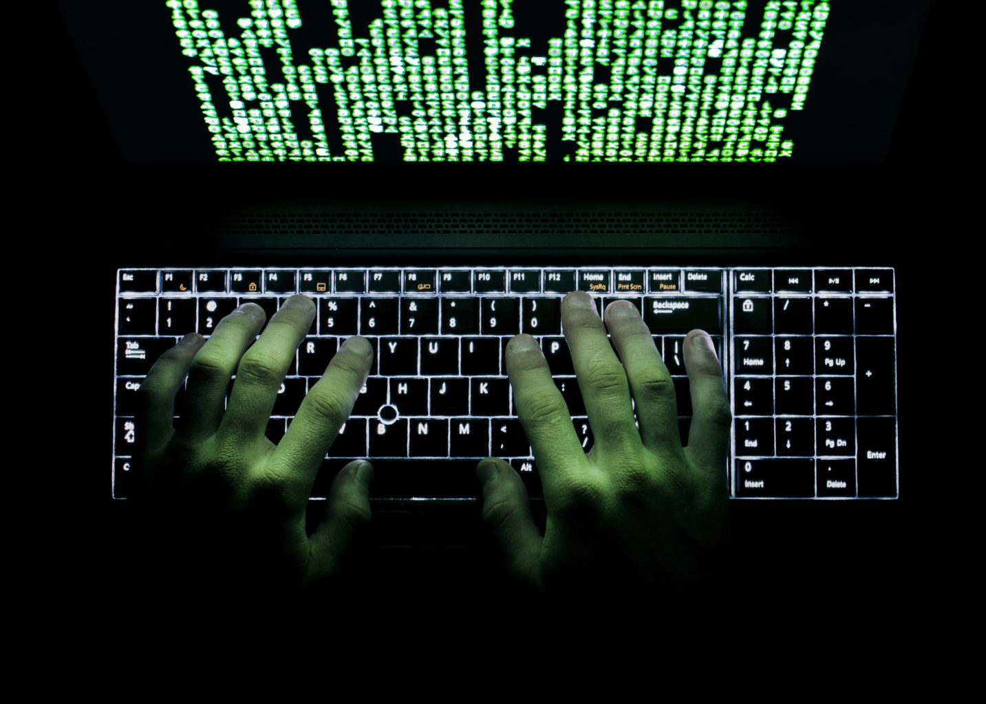 Datenrettung bei physischem Festplattenschaden: Wie Experten vorgehen