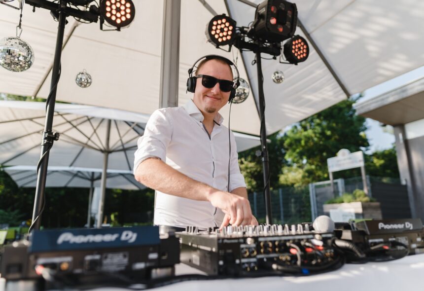 Beats of Bliss: Gedanken eines Hochzeits-DJs
