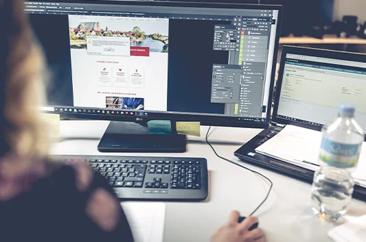 Web Wizards: Das Außergewöhnliche in digitale Welten zaubern