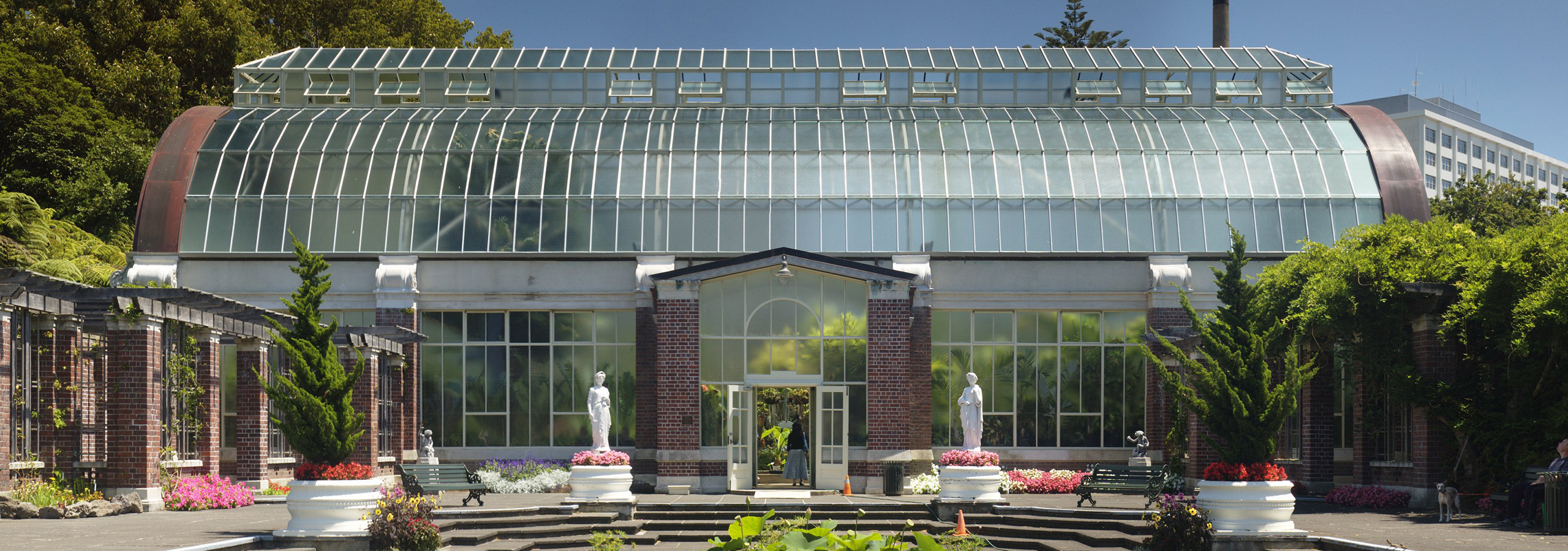 Wintergarten und Terrassenueberdachungen: Perfekte Kombinationen