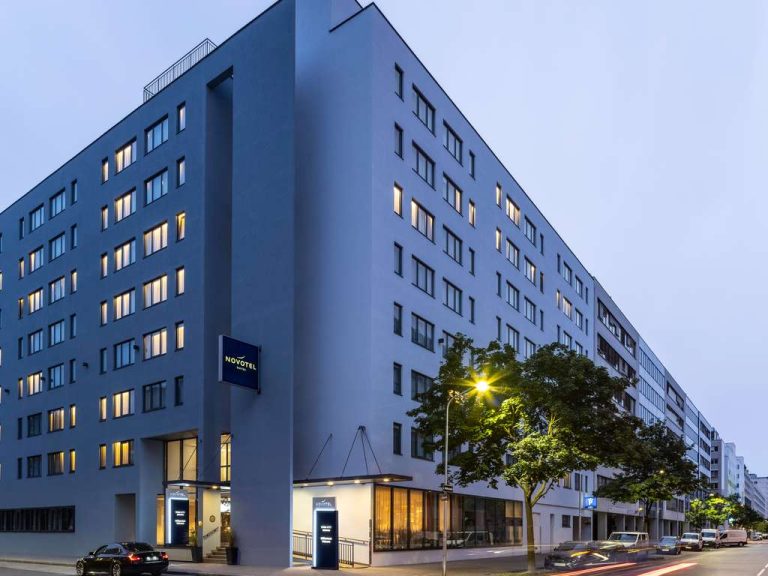 Novotel Suites Wien City Donau 3720