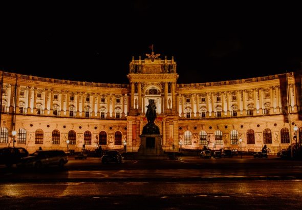 98eb5d87-df10-44f8-b4f7-2c797a8ad0f3