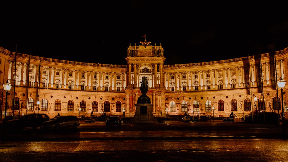 98eb5d87-df10-44f8-b4f7-2c797a8ad0f3